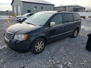 Chrysler Town & Country 3.8L 6 2010