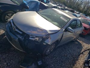 Toyota Camry LE 2.5L 4 2015