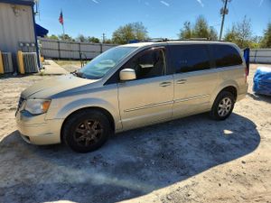 Chrysler Town & Country 3.8L 6 2010