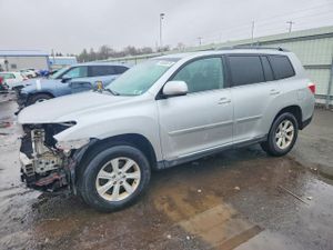 Toyota Highlander 3.5L 6 2013