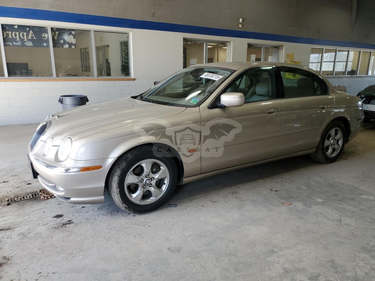 Jaguar S-Type 3.0L 6 2000