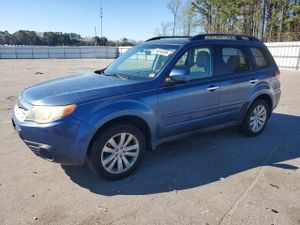 Subaru Forester 2.5L 4 2013