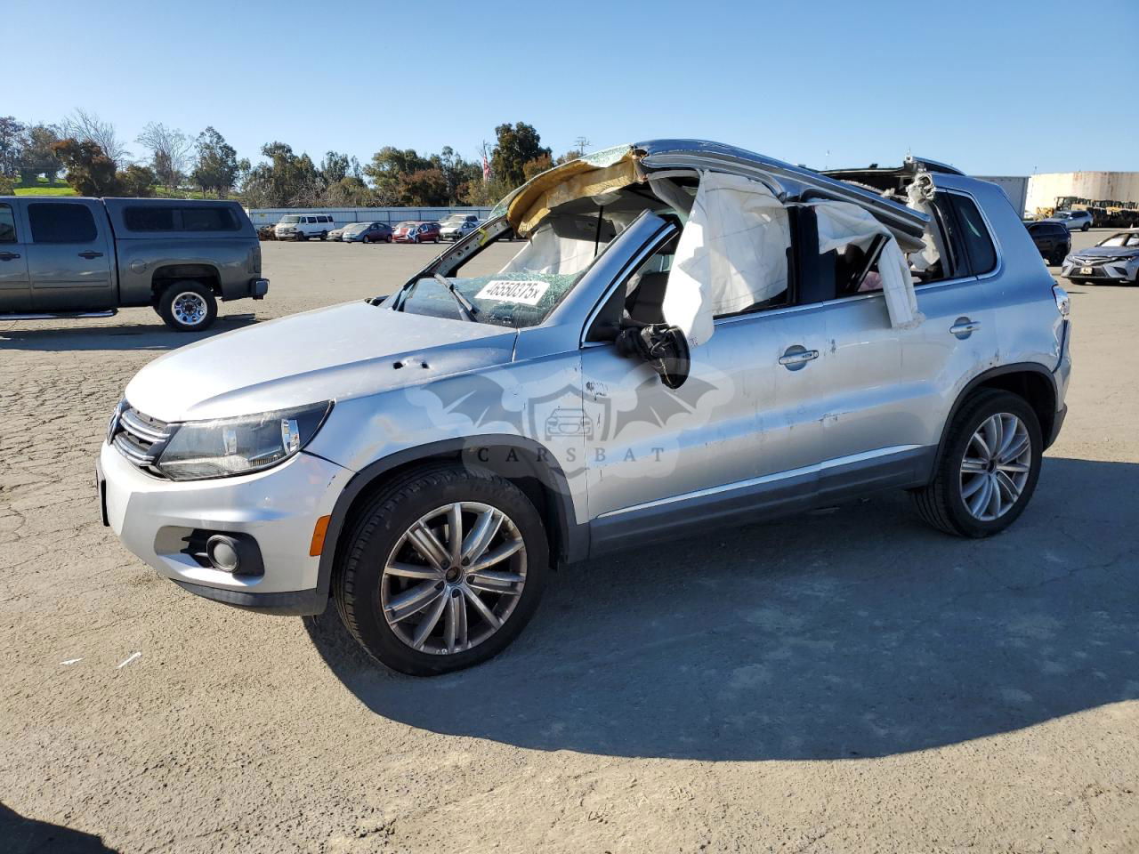 Volkswagen Tiguan S 2.0L  4 2013