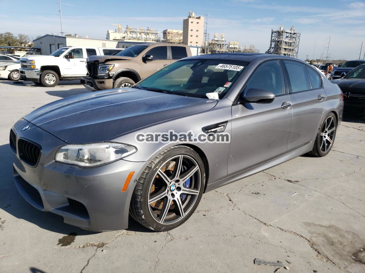 BMW M5 4.4L  8 2016
