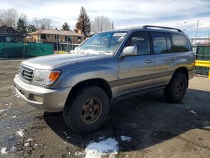 Toyota Land Cruiser 4.7L 8 2001