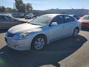Nissan Altima 2.5L 4 2012