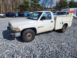 Dodge RAM 5.9L 8 2000