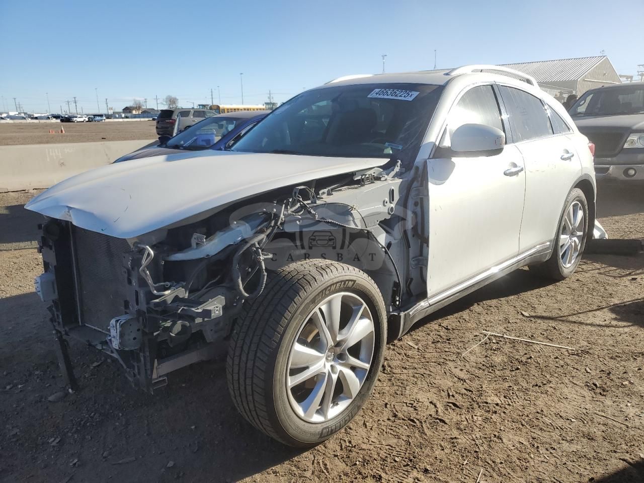 Infiniti QX70 3.7L 6 2014