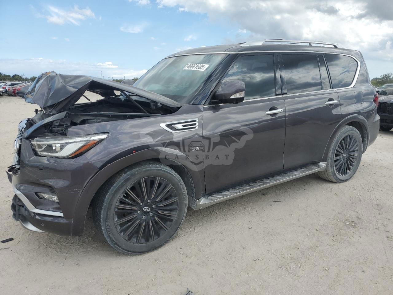 Infiniti QX80 LUXE 5.6L  8 2020