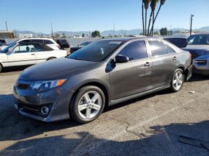 Toyota Camry 2.5L 4 2014