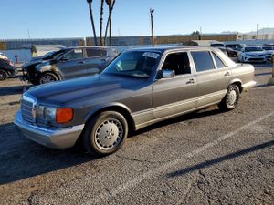 Mercedes-Benz 560 5.6L 8 1988