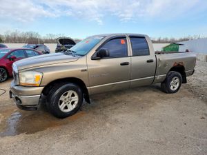 Dodge RAM 5.7L 8 2006