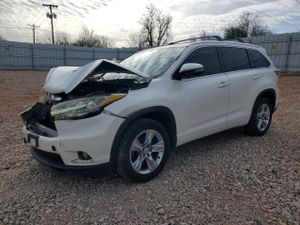Toyota Highlander 3.5L 6 2015