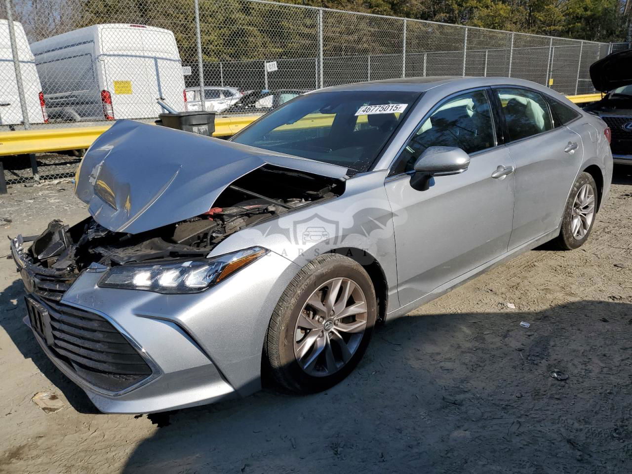 Toyota Avalon XLE 3.5L  6 2019