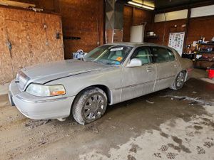 Lincoln Town Car 4.6L 8 2003