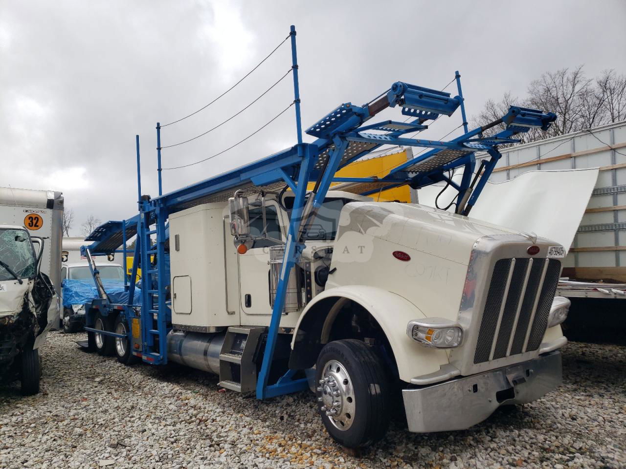 Peterbilt 389/520 12.9L  6 2020