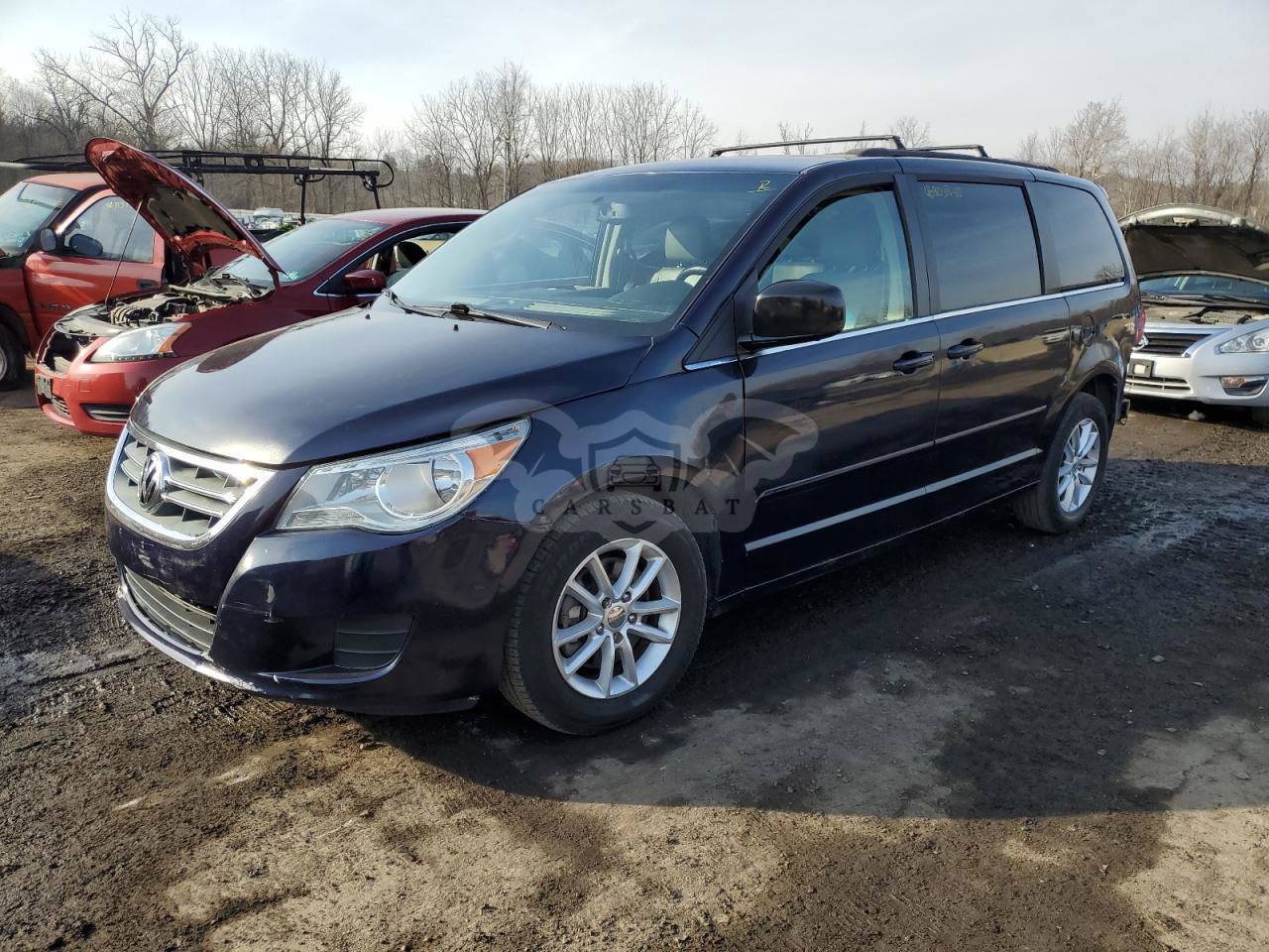 Volkswagen Routan SE 3.6L  6 2012