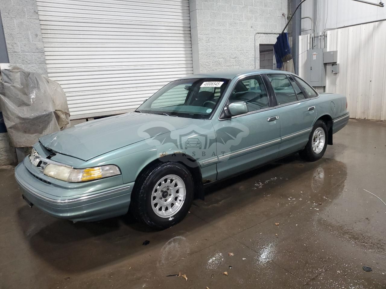 Ford Crown LX 4.6L 8 1997