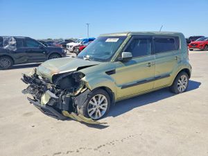 Kia Soul 2.0L 4 2012