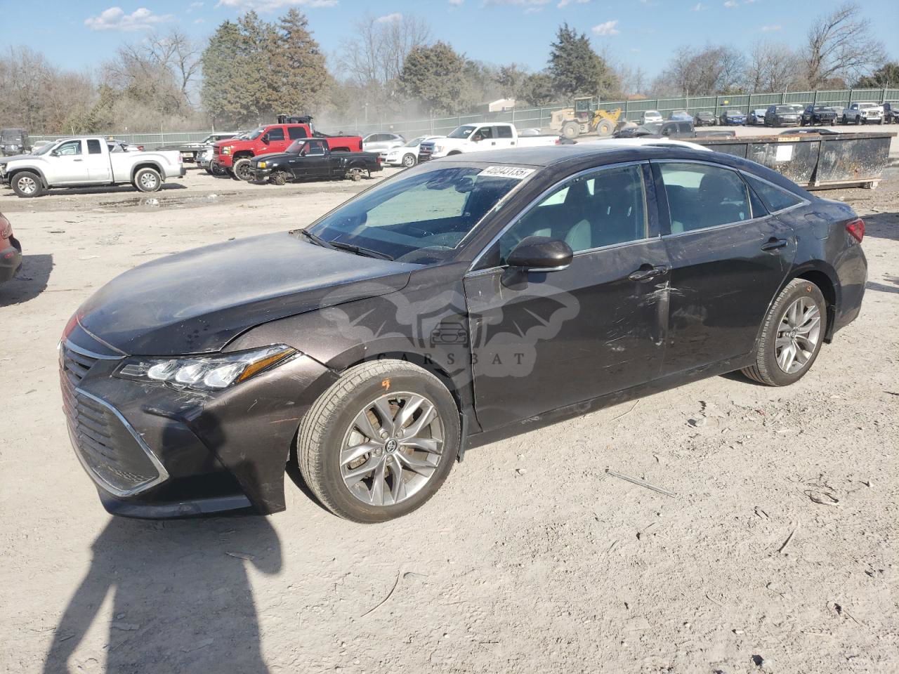 Toyota Avalon XLE 3.5L  6 2020