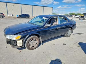 Toyota Camry 2.2L 4 2000