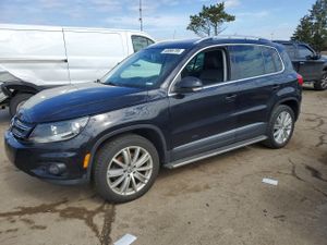 Volkswagen Tiguan 2.0L 4 2014