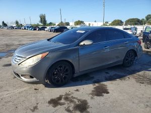 Hyundai Sonata 2.0L 4 2013