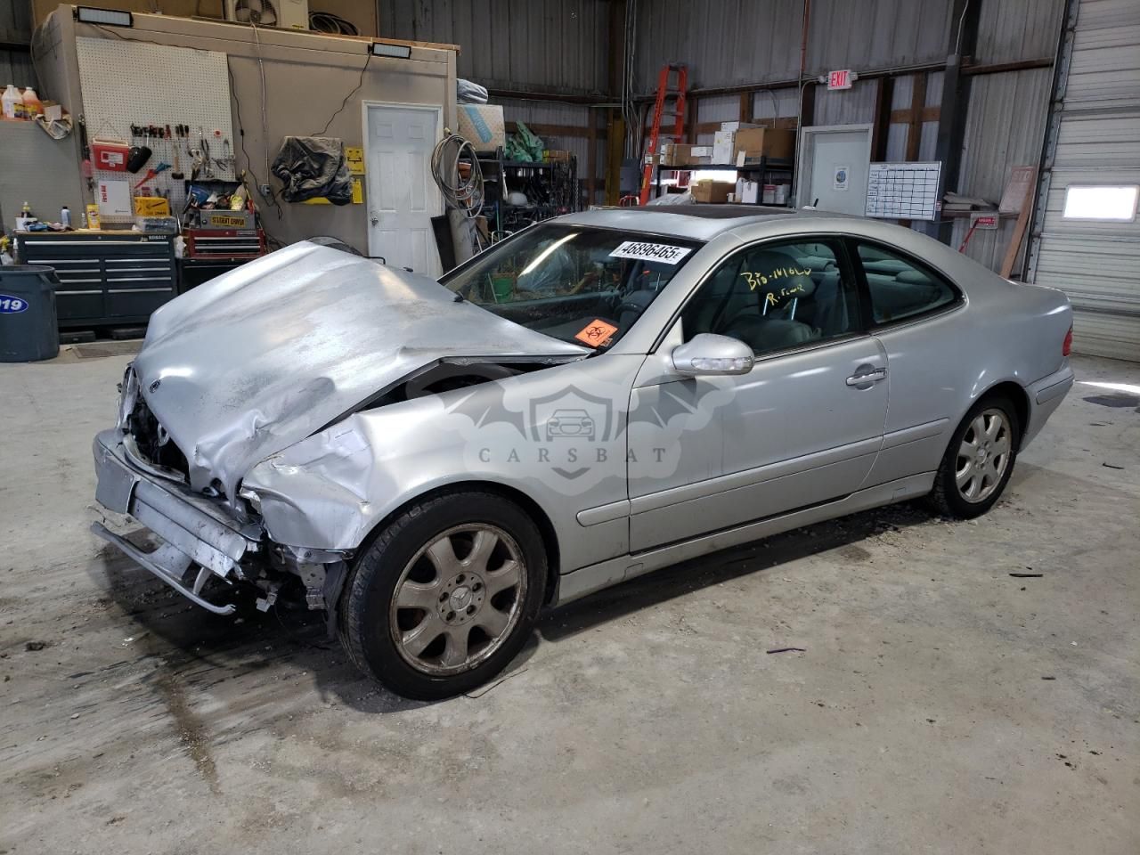 Mercedes-Benz CLK 320 3.2L 6 2000