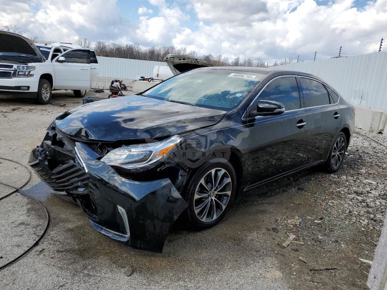 Toyota Avalon XLE 3.5L  6 2016