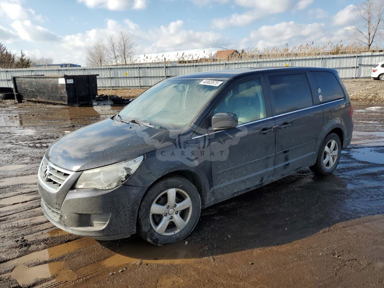 Volkswagen Routan SE 3.8L  6 2010