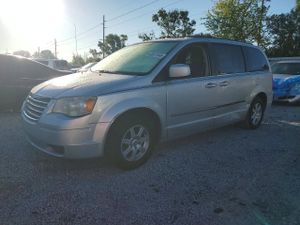 Chrysler Town & Country 3.8L 6 2010