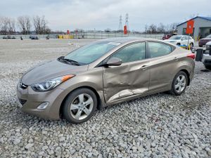 Hyundai Elantra 1.8L 4 2013
