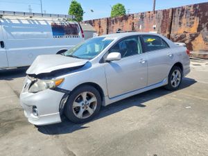 Toyota Corolla 1.8L 4 2011
