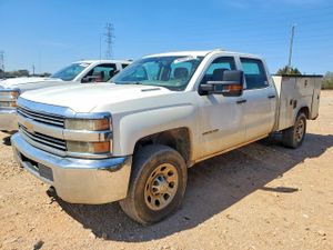 Chevrolet Silverado 1500 6.6L 8 2015