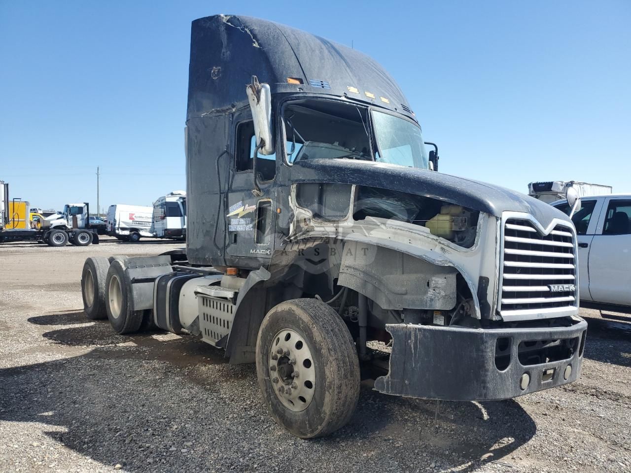 Mack 600 CXU600 10.8L 6 2015