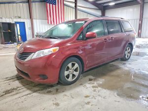 Toyota Sienna 3.5L 6 2011