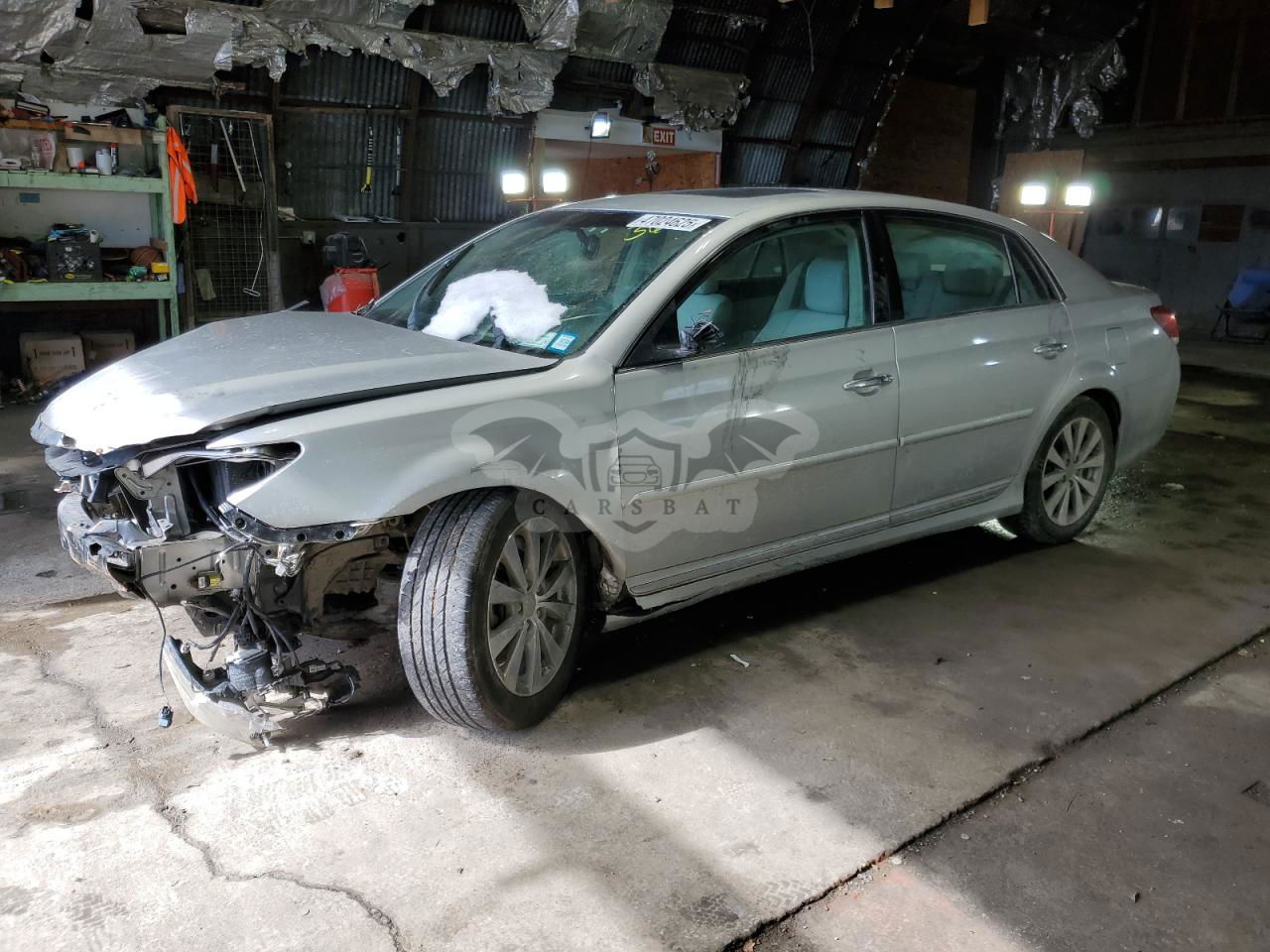 Toyota Avalon BASE 3.5L  6 2012