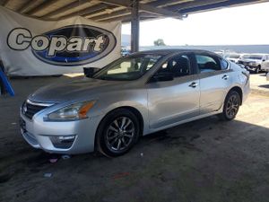 Nissan Altima 2.5L 4 2015