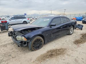 Dodge Charger 5.7L 8 2011