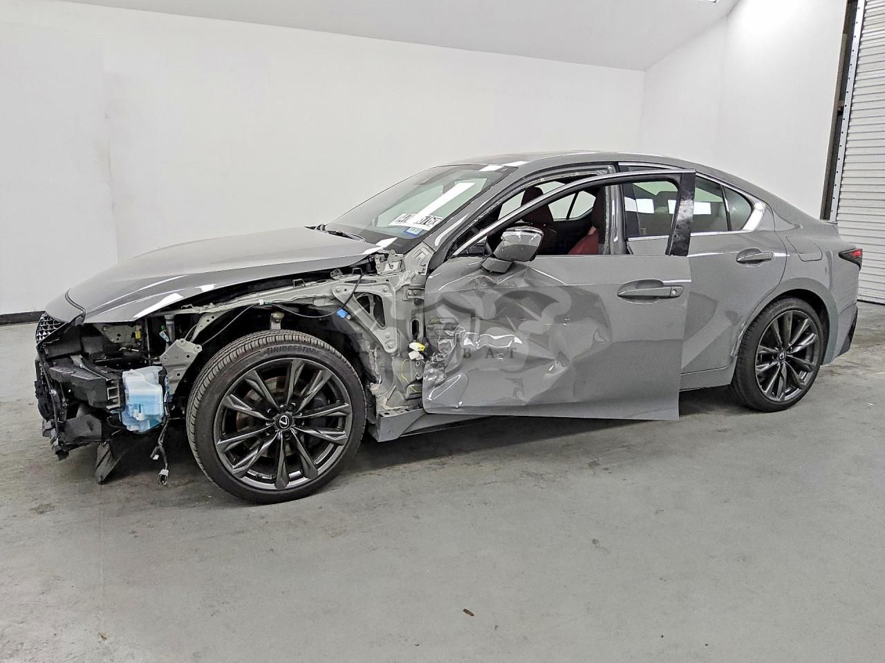 Lexus IS 3.5L 6 2025