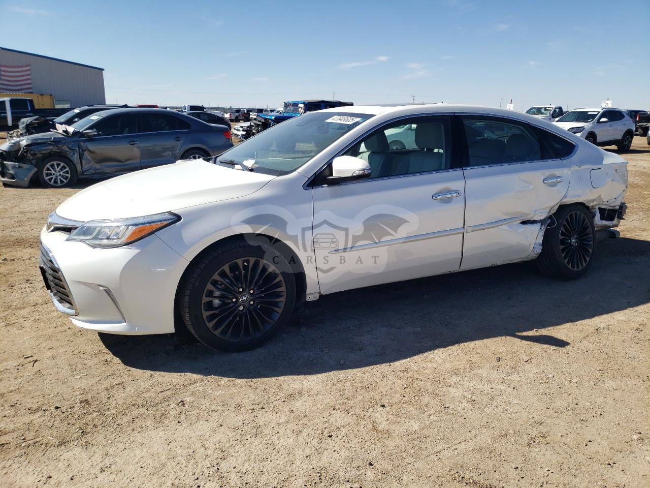 Toyota Avalon XLE 3.5L  6 2018