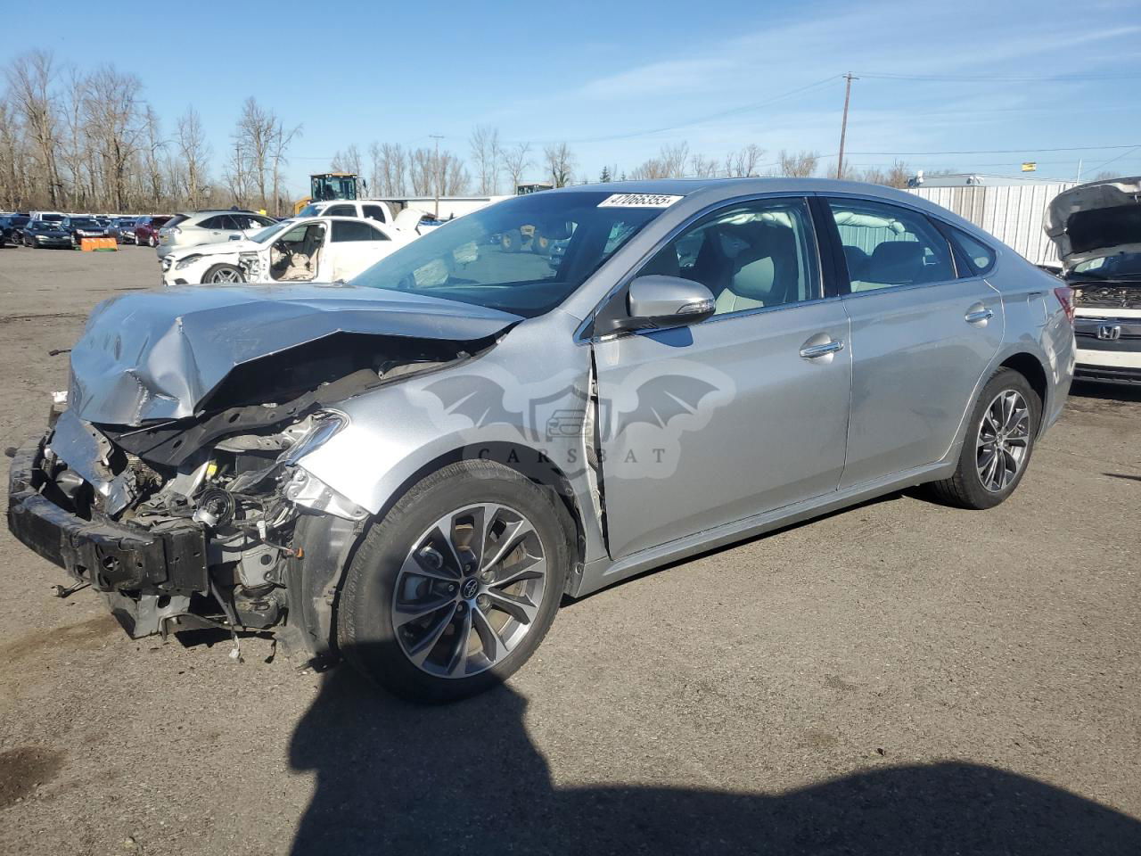 Toyota Avalon XLE 3.5L  6 2016