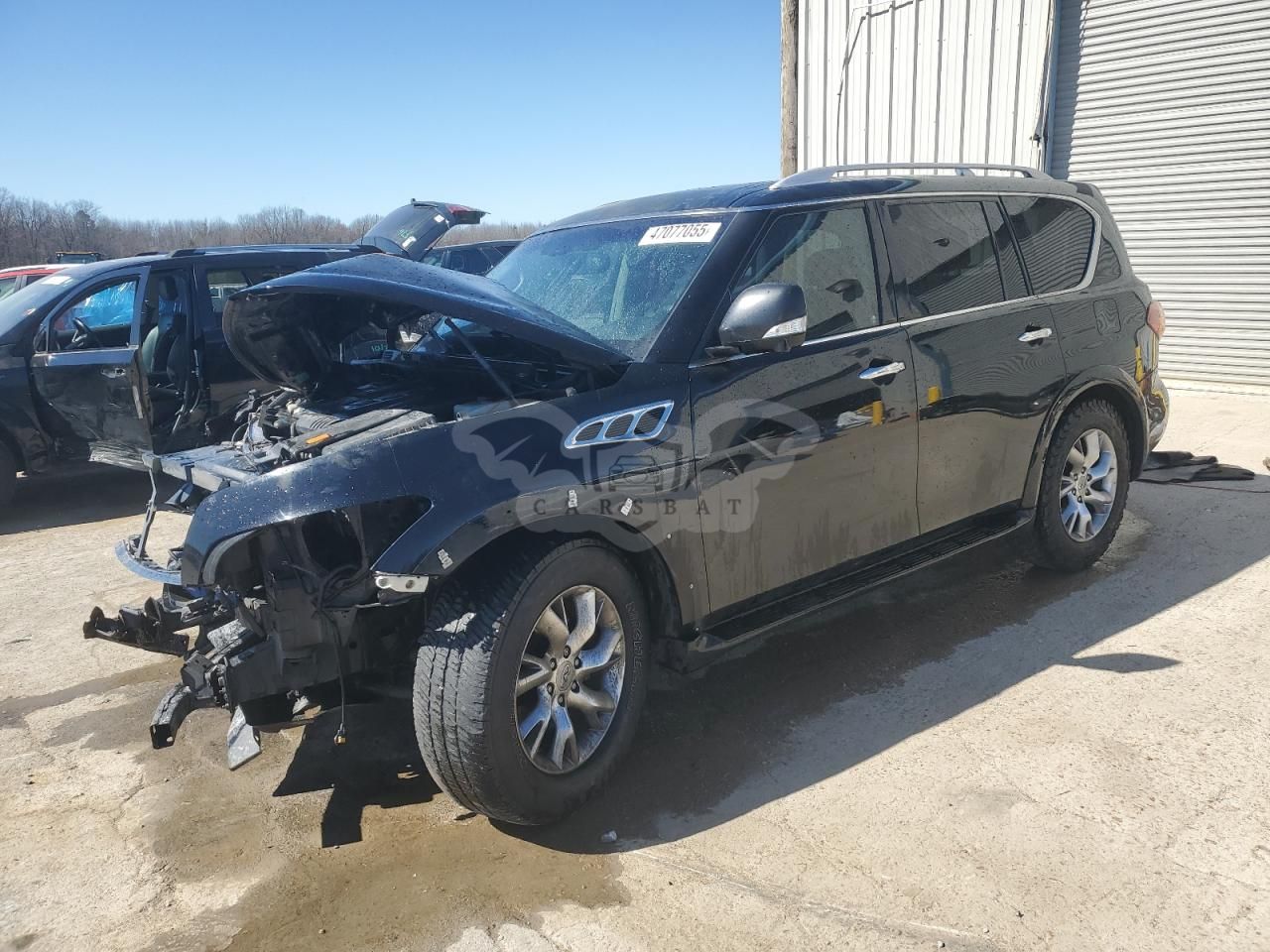 Infiniti QX56 5.6L 8 2011