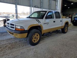 Dodge Dakota 4.7L 8 2002