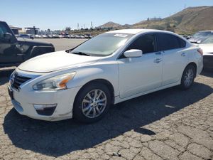 Nissan Altima 2.5L 4 2014