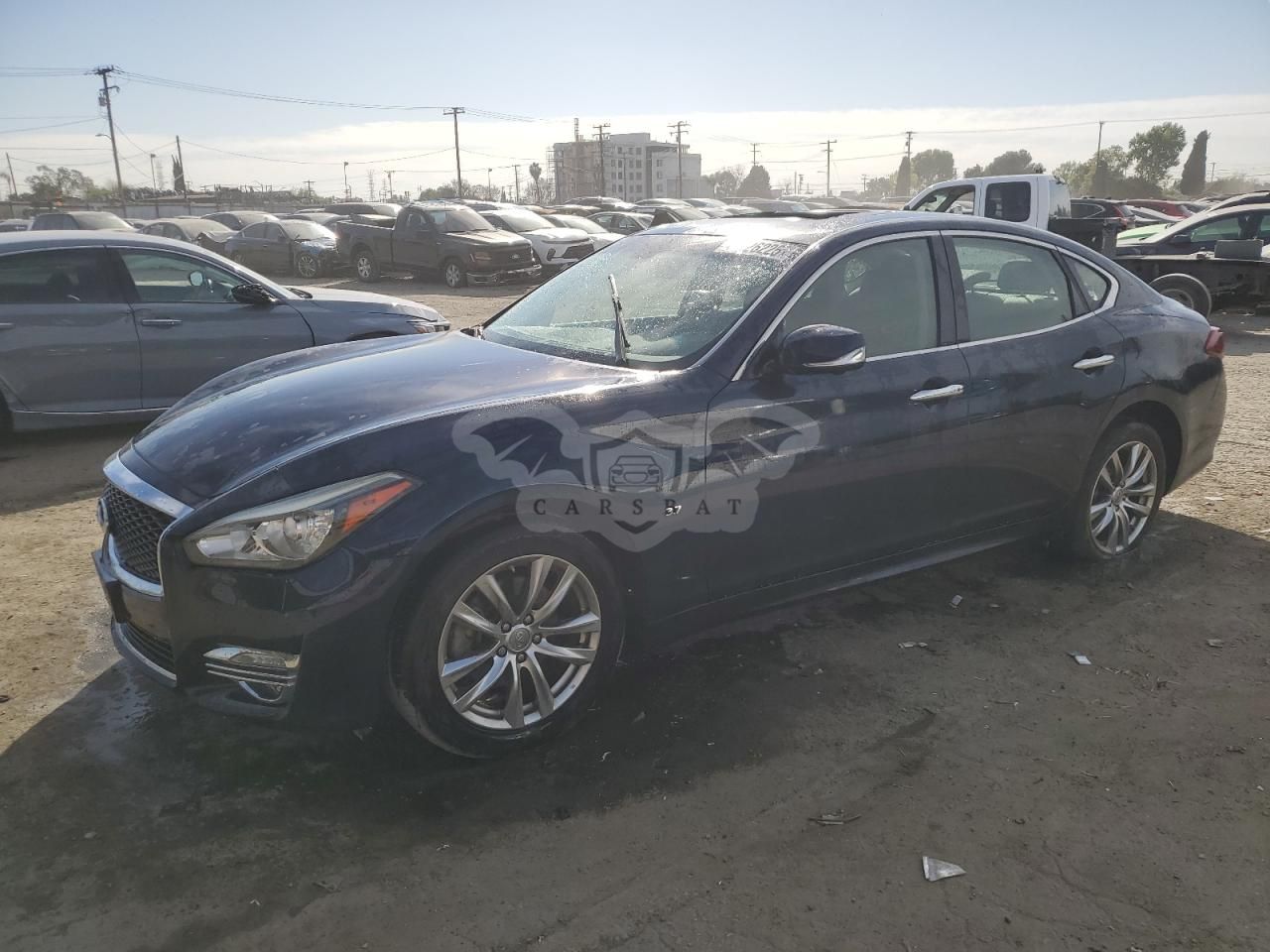 Infiniti Q70 3.7 3.7L 6 2015