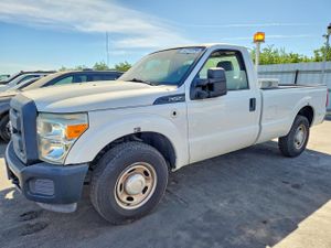 Ford F-250 6.2L 8 2013