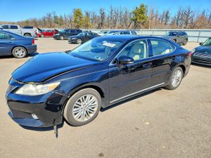 Lexus ES 3.5L 6 2013