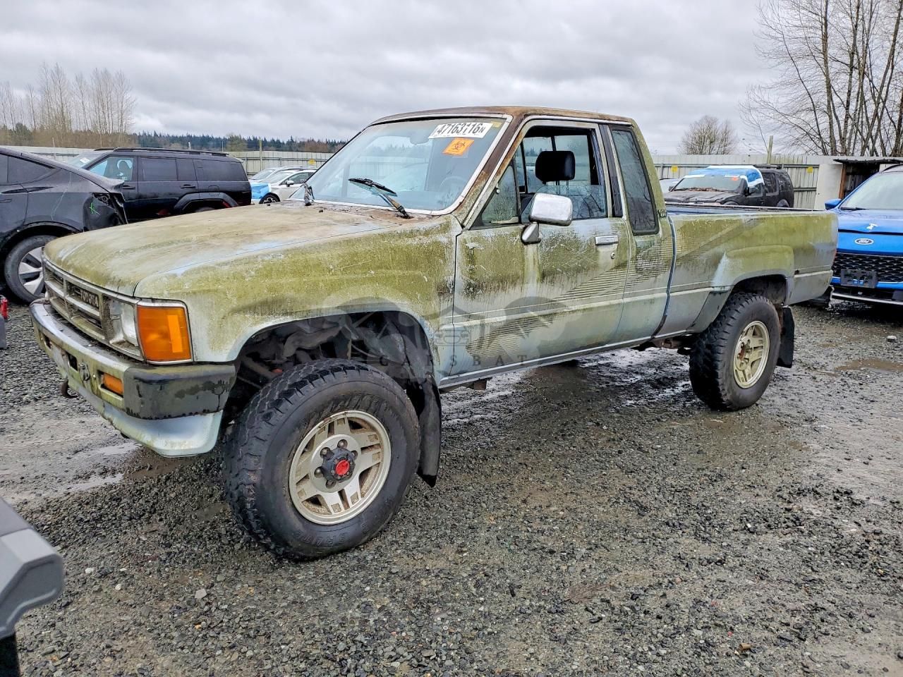 Toyota Hilux 2.4L 4 1988