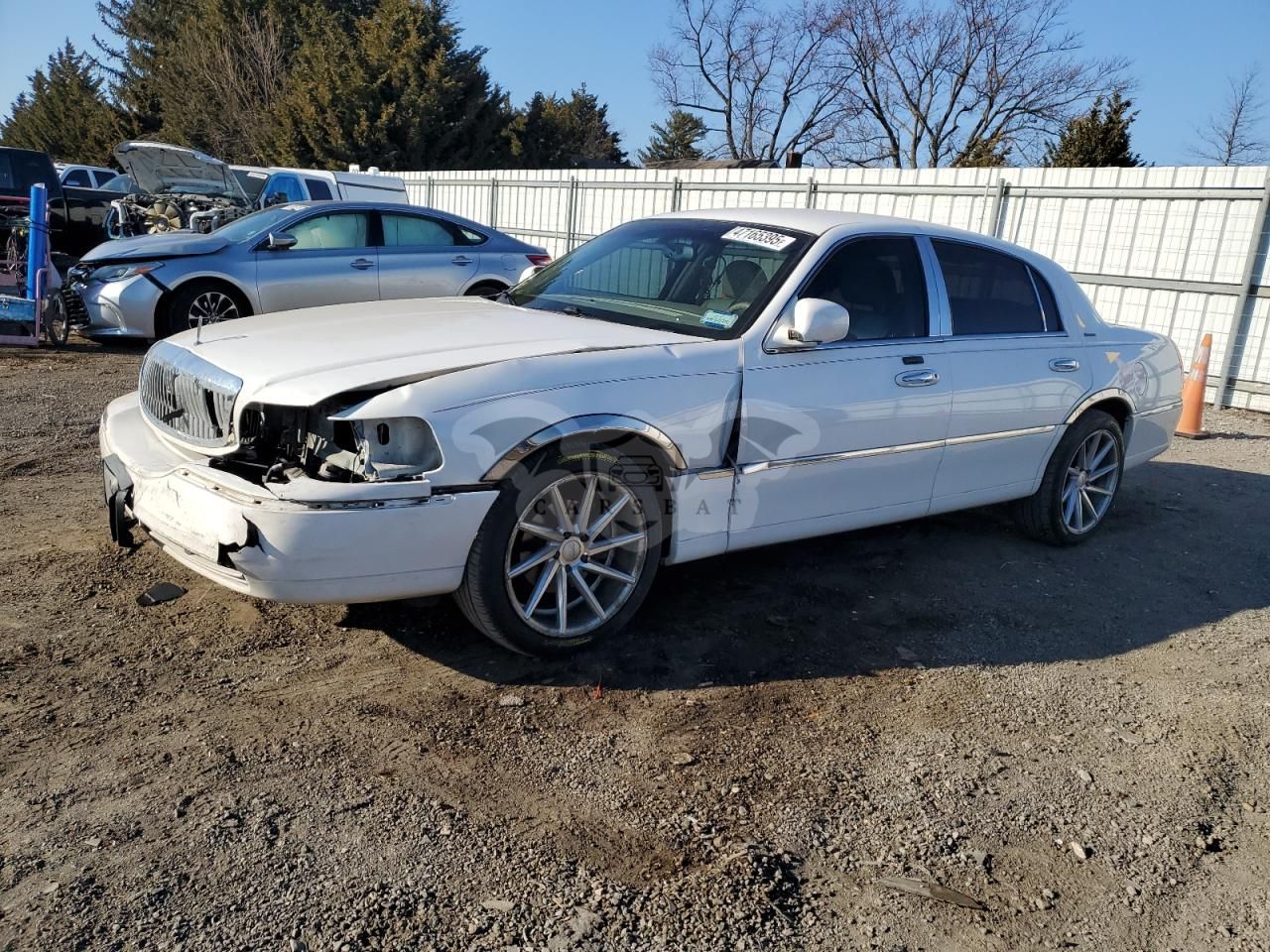 Lincoln Town Car EXECUTIVE 4.6L 8 2003